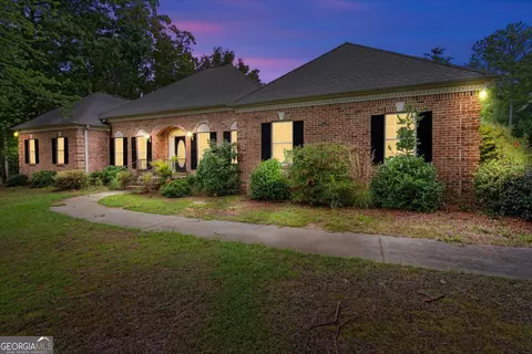 9790 Court Lynn Ln, Winston, GA 30187