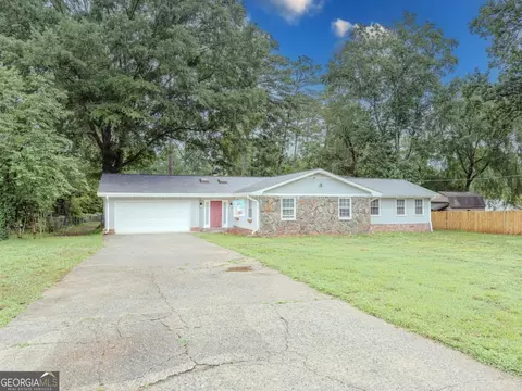 808 Glen Cir, Lawrenceville, GA 30044