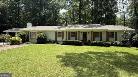 509 Nelson Dr, Thomaston, GA 30286