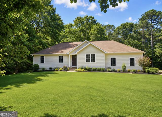 170 Creek Dr, Locust Grove, GA 30248