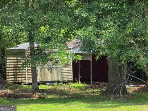 Exterior - 3889 Jacobs Dr, Blackshear, GA 31516 photo 4 of 4