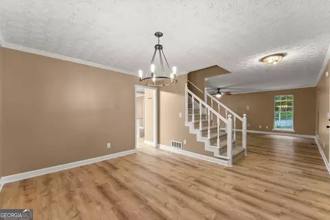 Living - 1961 Cedar Bluff Rd, Monroe, GA 30656 photo 6 of 6