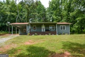 1217 Black Rd, Cleveland, GA 30528