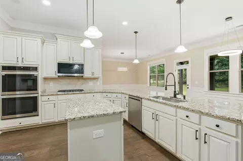 Kitchen - 2801 Karras Cv, Hampton, GA 30228 photo 5 of 6