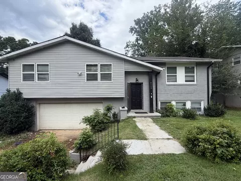 4110 Emerald Lake Dr, Decatur, GA 30035