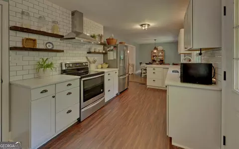 Kitchen - 538 Cawthon Rd, Toccoa, GA 30577 photo 7 of 7