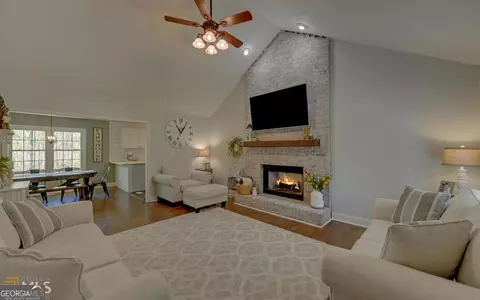 538 Cawthon Rd, Toccoa, GA 30577 photo 2