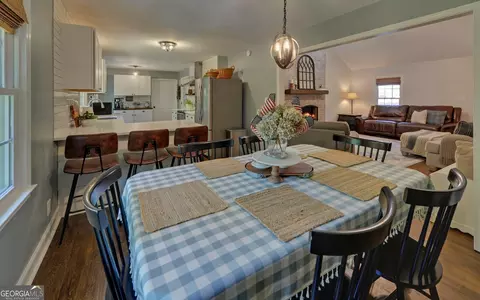 Dining - 538 Cawthon Rd, Toccoa, GA 30577 photo 2 of 2