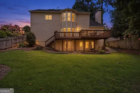 Exterior - 4202 Lansmoore Xing, Suwanee, GA 30024 photo 5 of 6