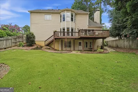 Exterior - 4202 Lansmoore Xing, Suwanee, GA 30024 photo 4 of 6