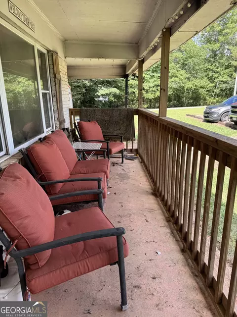 Exterior - 3978 Bartley Rd, West Point, GA 31833 photo 2 of 4