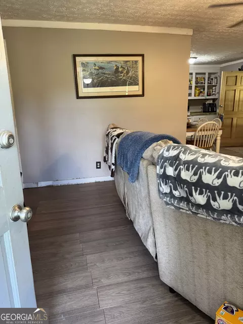 Entry Way - 3978 Bartley Rd, West Point, GA 31833 photo 1 of 3
