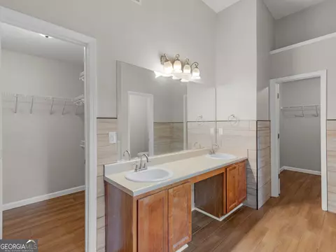 Bath - 424 Browning Field Way, Hampton, GA 30228 photo 5 of 6