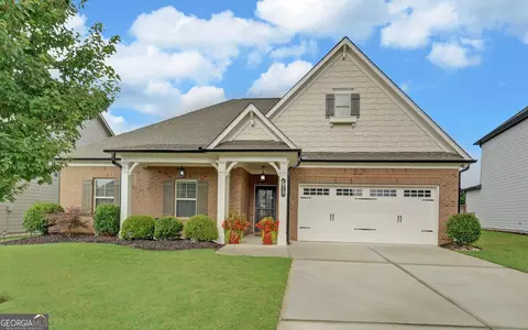 4323 Clubside Dr, Gainesville, GA 30504