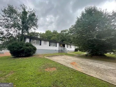 4420 Lynn Ct, Powder Springs, GA 30127
