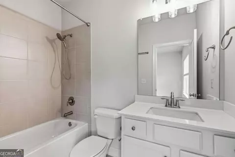 Bath - 415 Carmichael Cir, Canton, GA 30115 photo 3 of 6