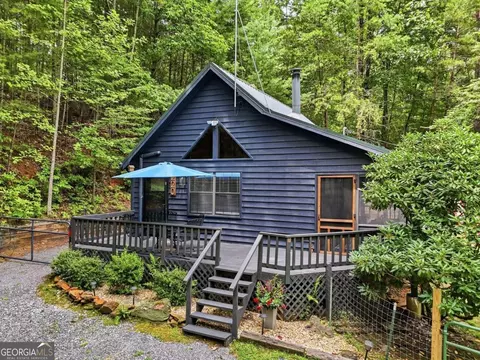 220 Oak Loop #7, Mineral Bluff, GA 30559