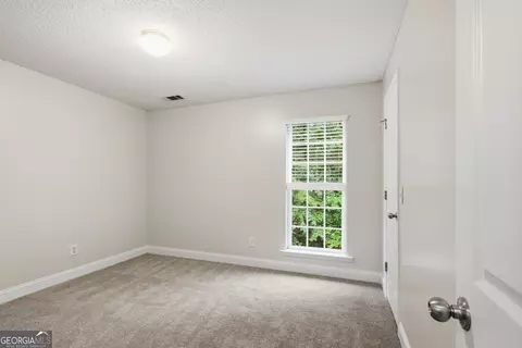 Bedroom - 627 Trestle Ridge Rd, Toccoa, GA 30577 photo 4 of 11