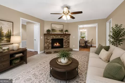 Living - 627 Trestle Ridge Rd, Toccoa, GA 30577 photo 1 of 4