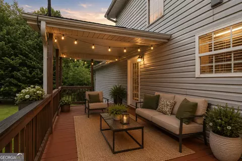 Exterior - 627 Trestle Ridge Rd, Toccoa, GA 30577 photo 2 of 10