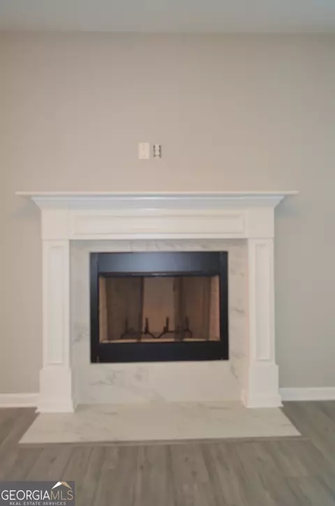 Living - 4351 Cornwall Dr, Forsyth, GA 31029 photo 2 of 3