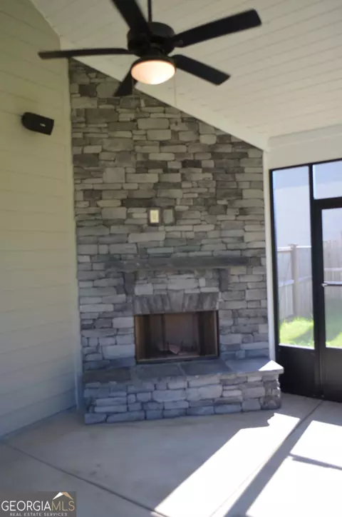 Exterior - 4351 Cornwall Dr, Forsyth, GA 31029 photo 7 of 7