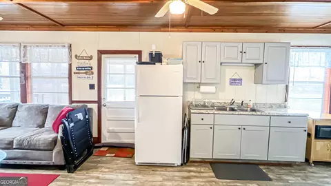 Kitchen - 242 Katy Lake Rd, Jackson, GA 30233 photo 12 of 15