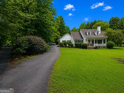 415 S Walkers Mill Rd, Griffin, GA 30224