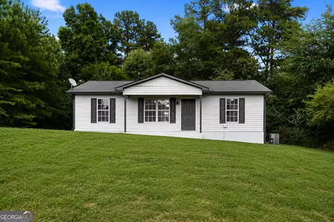 332 Lavista Dr SW, Calhoun, GA 30701