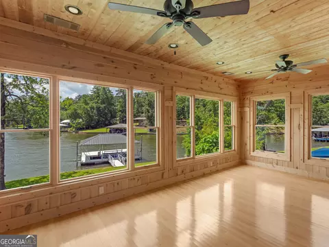 210 Roberts Point Rd, Jackson, GA 30233 photo 9