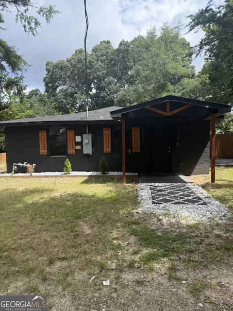 392 Simpson St, Mcdonough, GA 30253
