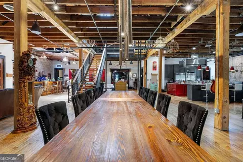 Dining - 100 Broad St, Rome, GA 30161 photo 3 of 4