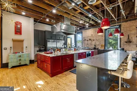 Kitchen - 100 Broad St, Rome, GA 30161 photo 3 of 9