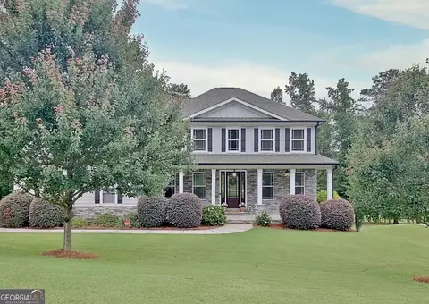 200 Discovery Lake Dr, Fayetteville, GA 30215