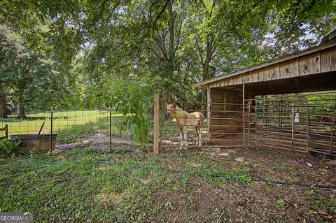 Exterior - 151 Ginn St, Carnesville, GA 30521 photo 1 of 15