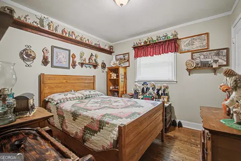 Bedroom - 151 Ginn St, Carnesville, GA 30521 photo 1 of 2