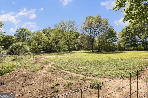 Exterior - 151 Ginn St, Carnesville, GA 30521 photo 11 of 15
