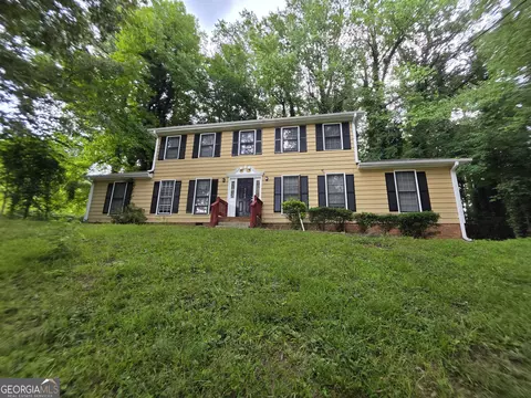 5183 Mccarter Ct, Stone Mountain, GA 30088