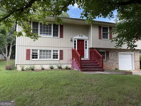 8472 Sheridan Dr, Jonesboro, GA 30236