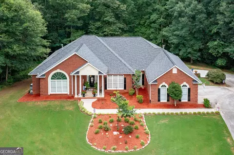 8227 Farmington Ln, Winston, GA 30187
