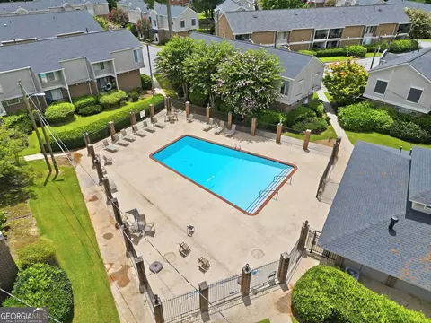 Exterior - 3301 Henderson Mill Rd #S4, Chamblee, GA 30341 photo 3 of 4
