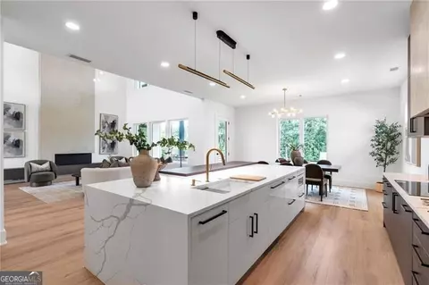 Kitchen - 4109 Abbotts Bridge Rd, Duluth, GA 30097 photo 6 of 6