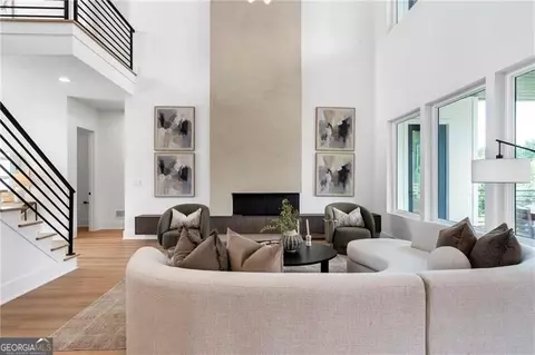 Living - 4109 Abbotts Bridge Rd, Duluth, GA 30097 photo 4 of 7