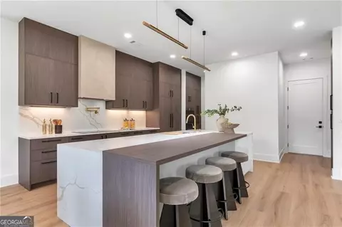 Kitchen - 4109 Abbotts Bridge Rd, Duluth, GA 30097 photo 3 of 6