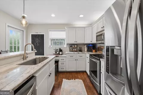 Kitchen - 2011 Windfield Dr, Monroe, GA 30655 photo 1 of 5
