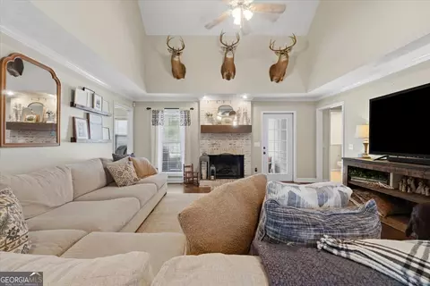 Living - 2011 Windfield Dr, Monroe, GA 30655 photo 1 of 2