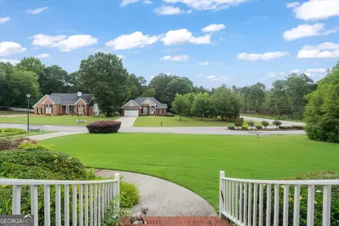 Exterior - 2011 Windfield Dr, Monroe, GA 30655 photo 4 of 15