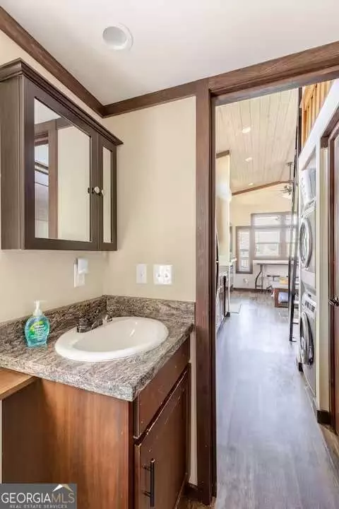 Bath - 166 Mountain Meadows Dr, Morganton, GA 30560 photo 1 of 3