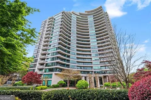 700 Park Regency Pl NE #1203, Atlanta, GA 30326