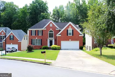 3884 Meandering Way SW, Lilburn, GA 30047